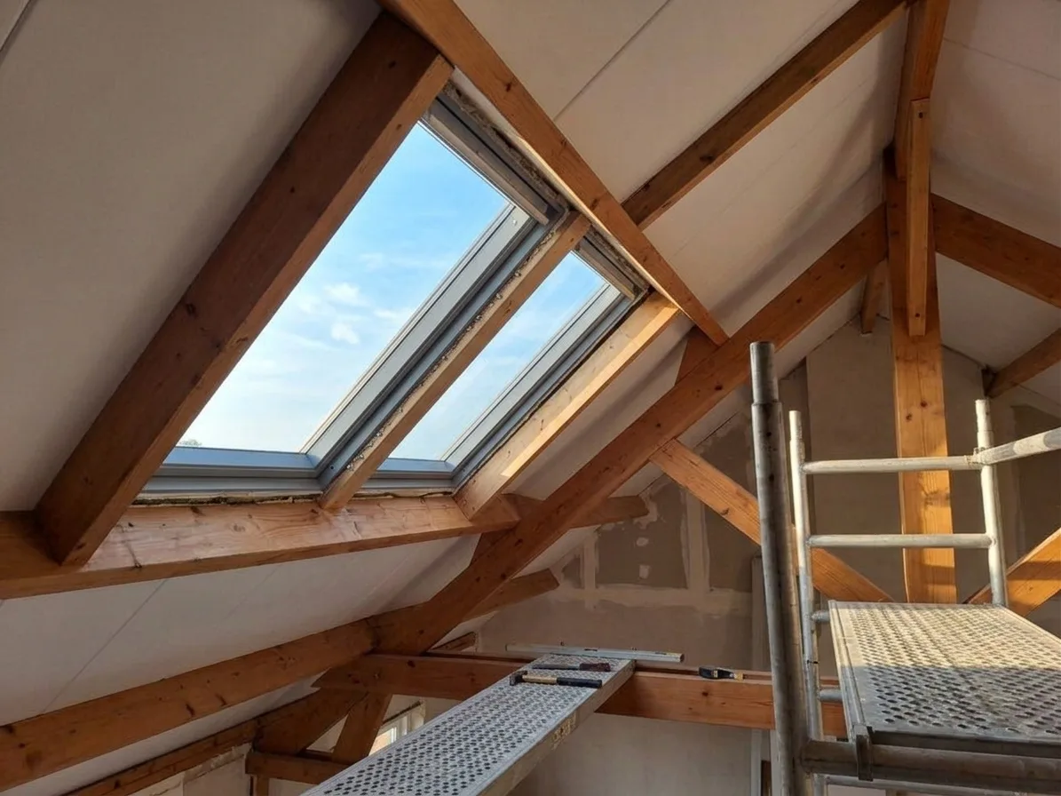 Installation de fenêtres de toit à Meaux